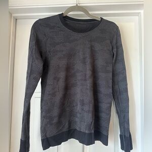 Lululemon long sleeve shirt